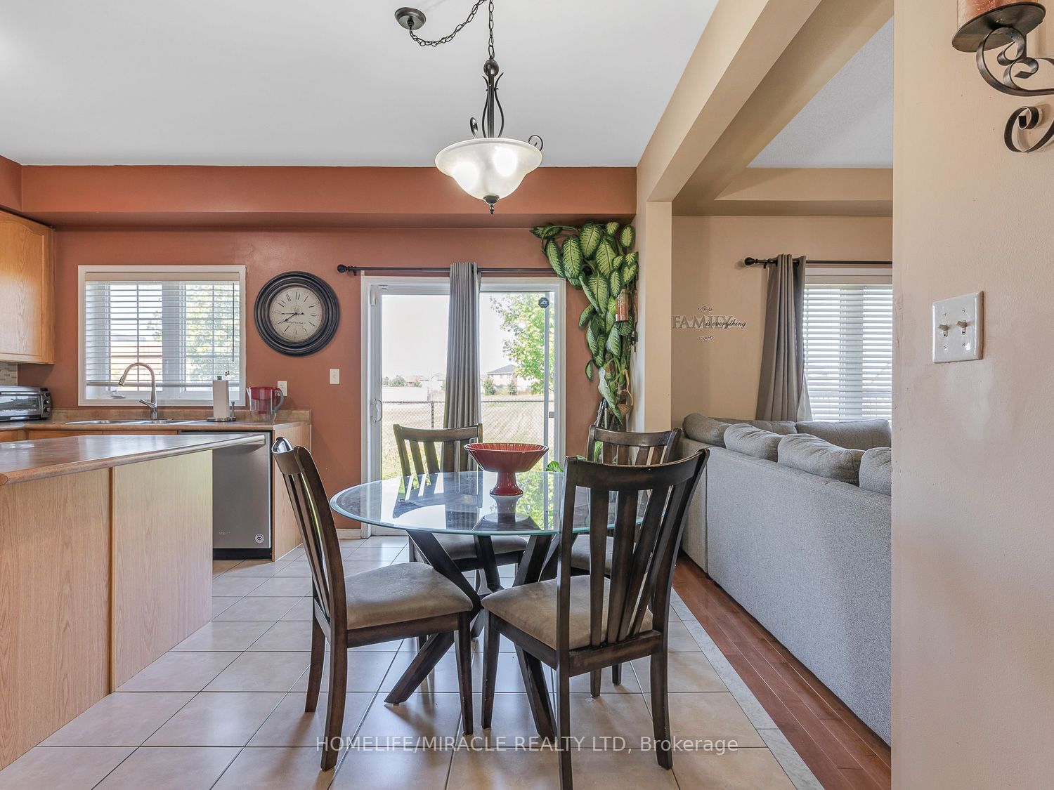 22 Owens Rd