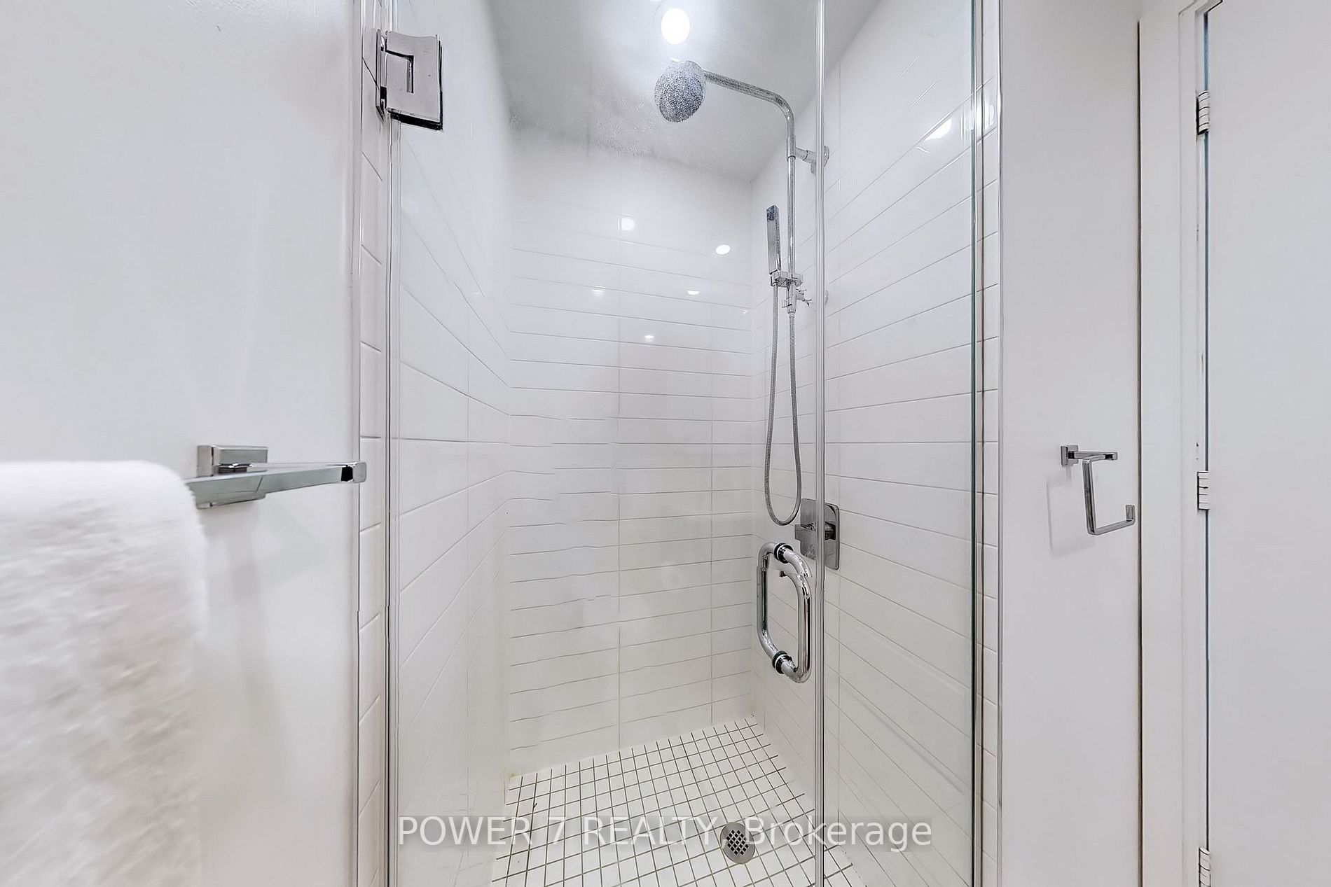 70 Annie Craig Dr, #3808