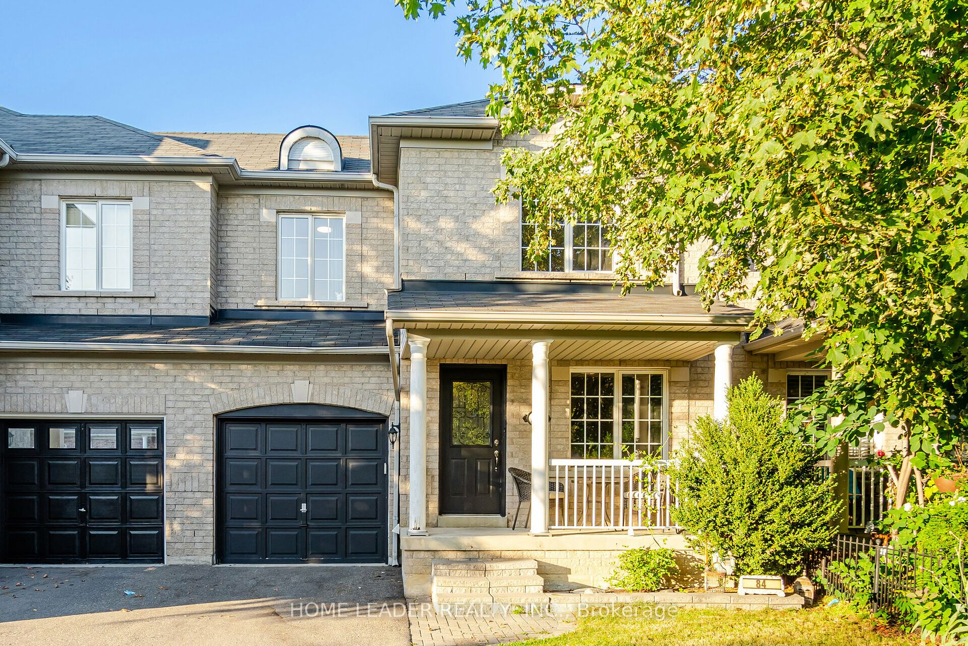 84 Tianalee Cres
