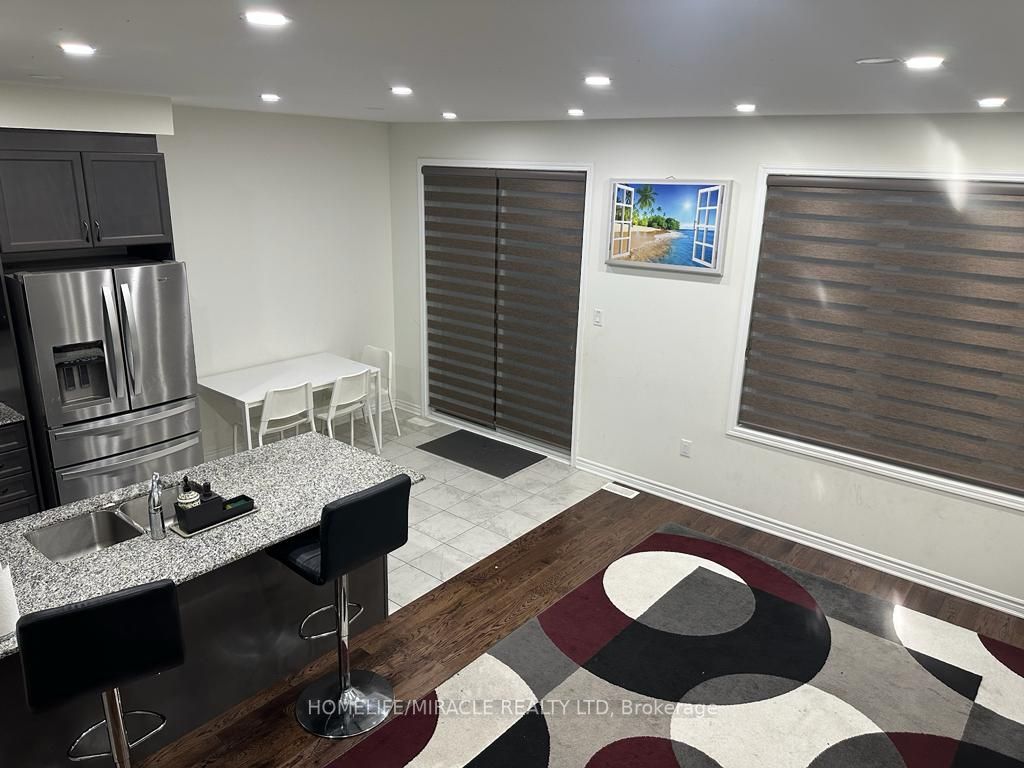 411 Edenbrook Hill Dr