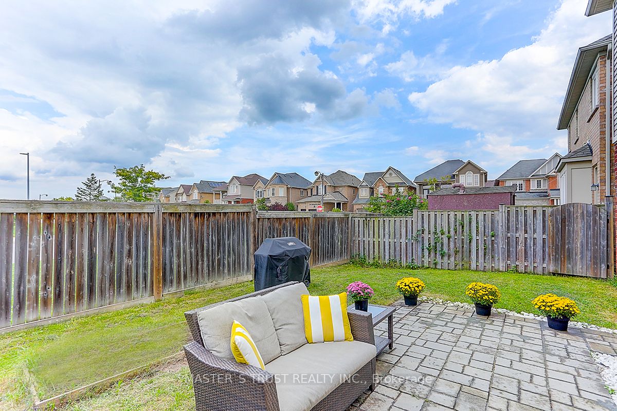 554 Yates Dr