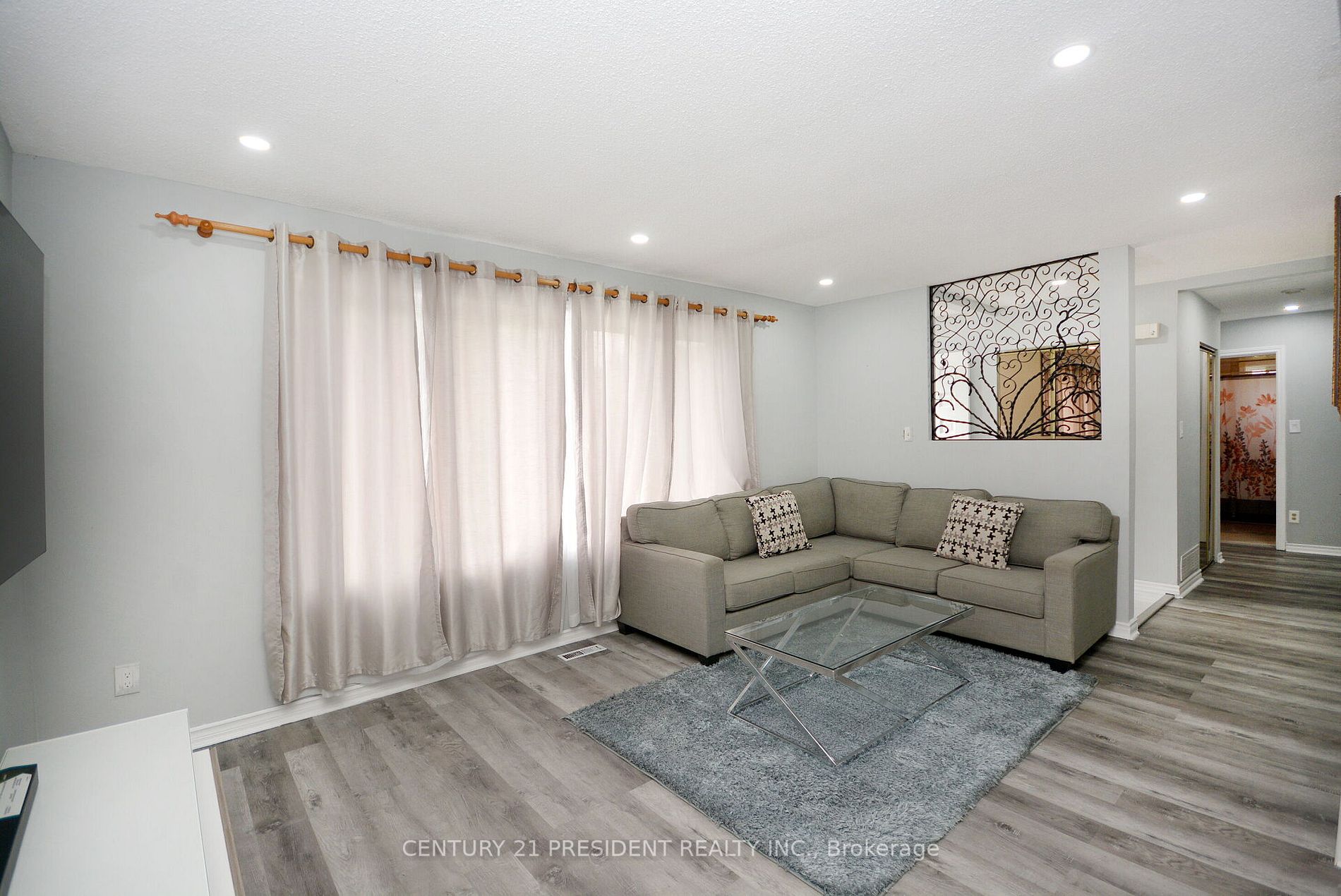 48 Evesham Cres