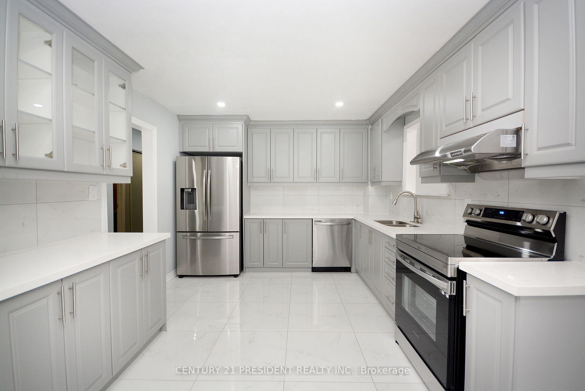 48 Evesham Cres