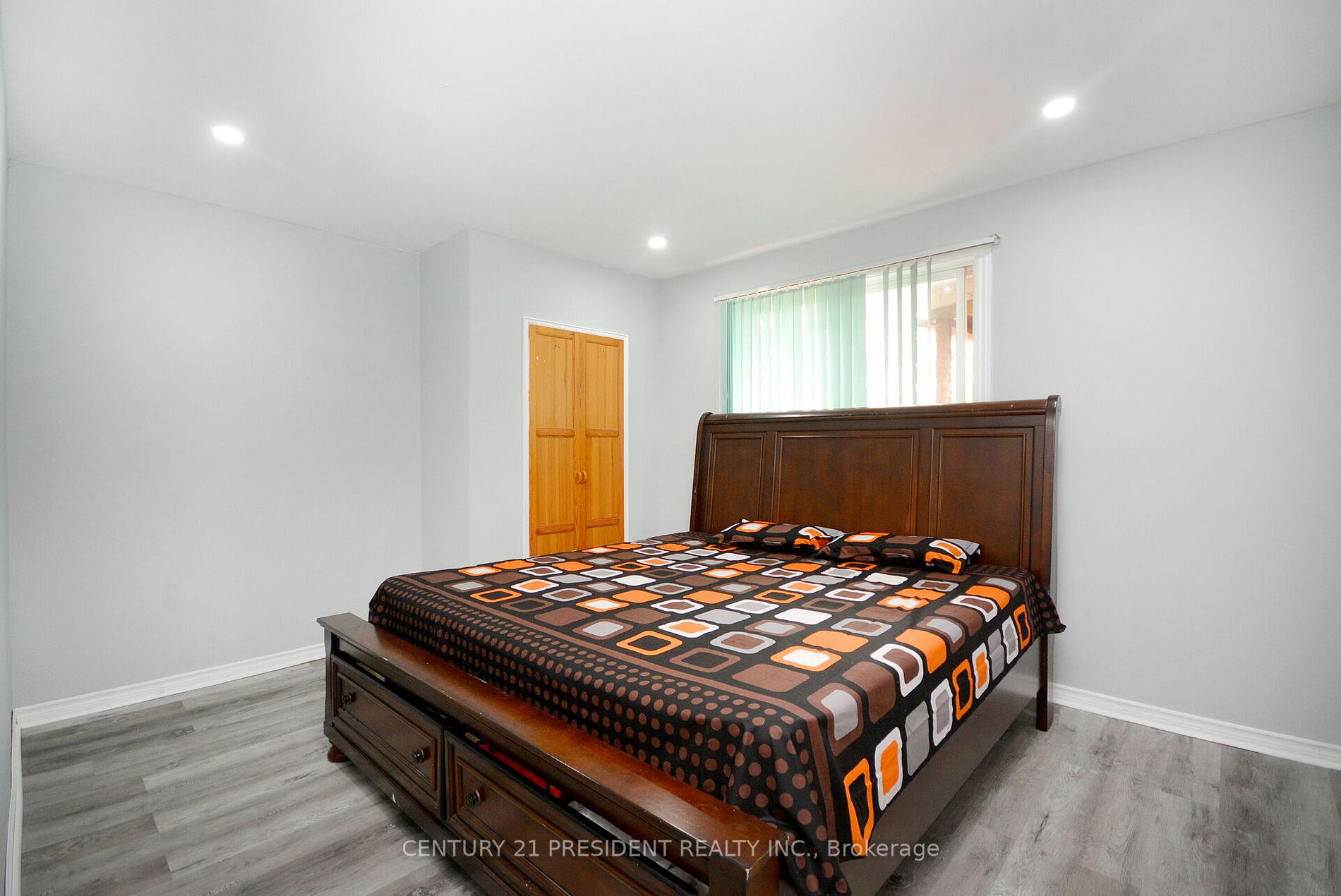 48 Evesham Cres