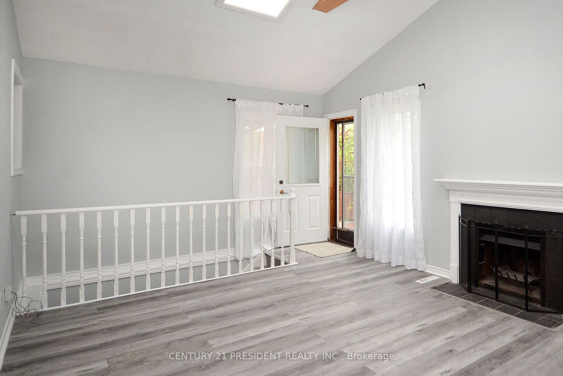 48 Evesham Cres