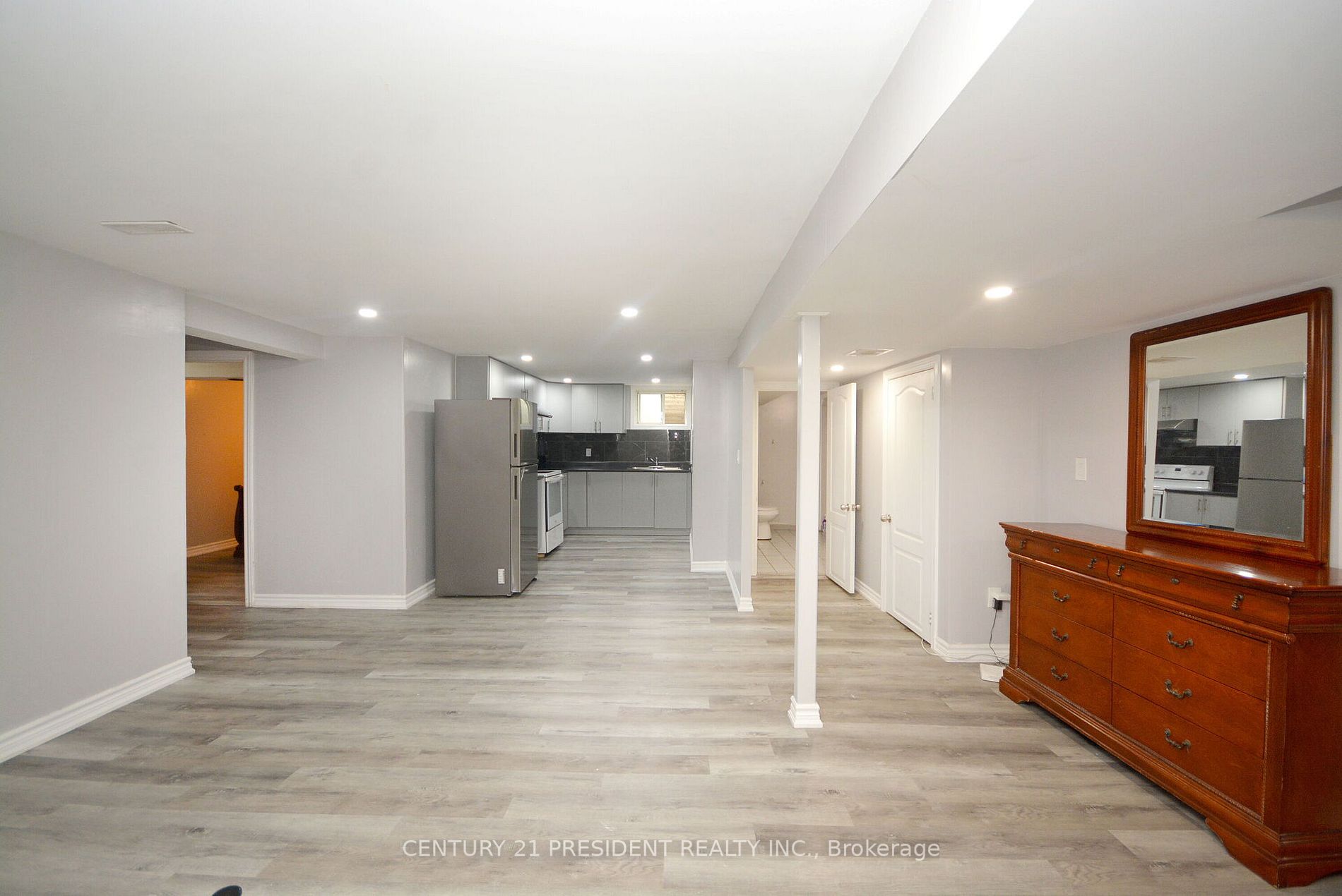 48 Evesham Cres