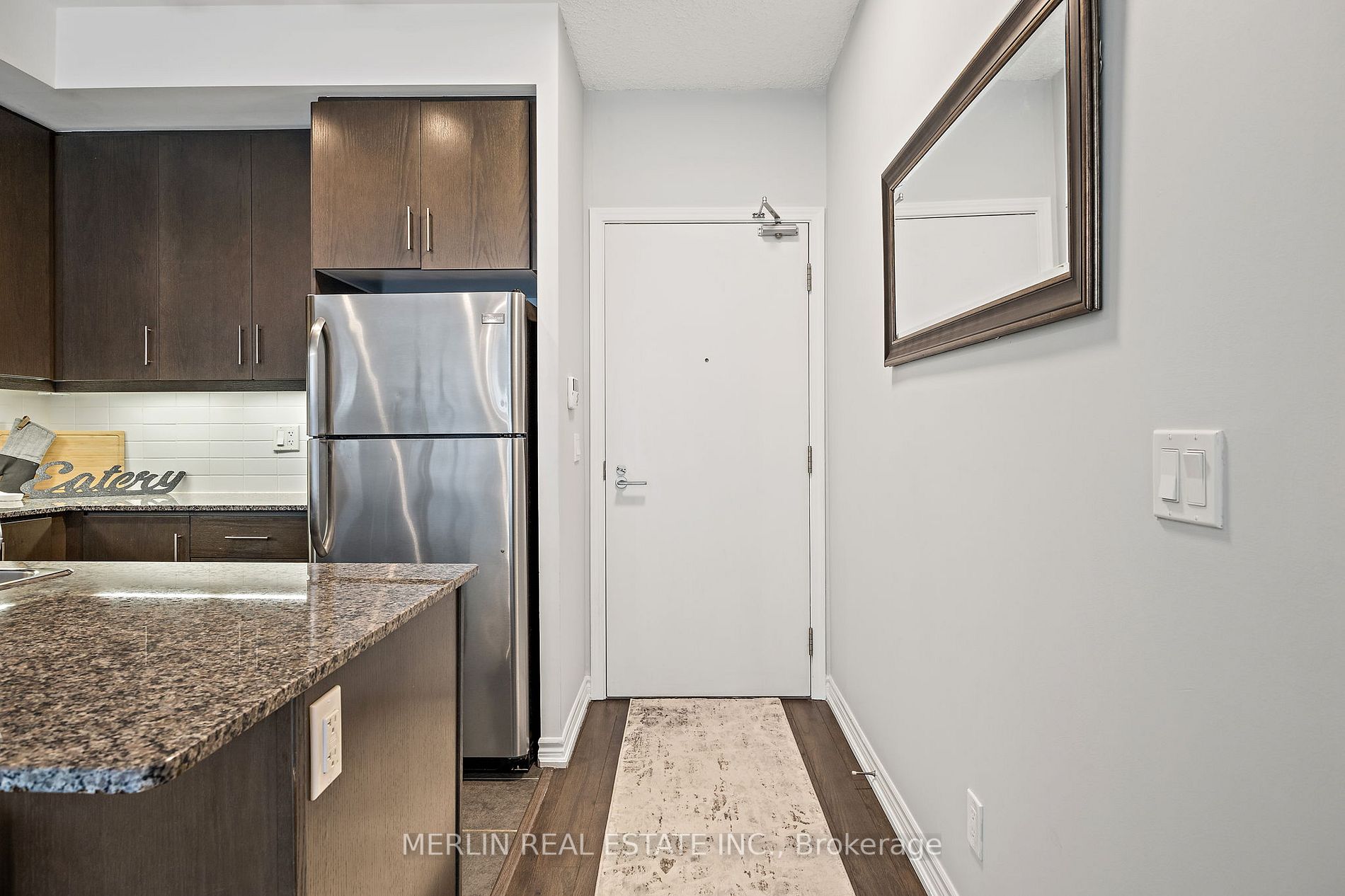 15 James Finlay Way, #1015