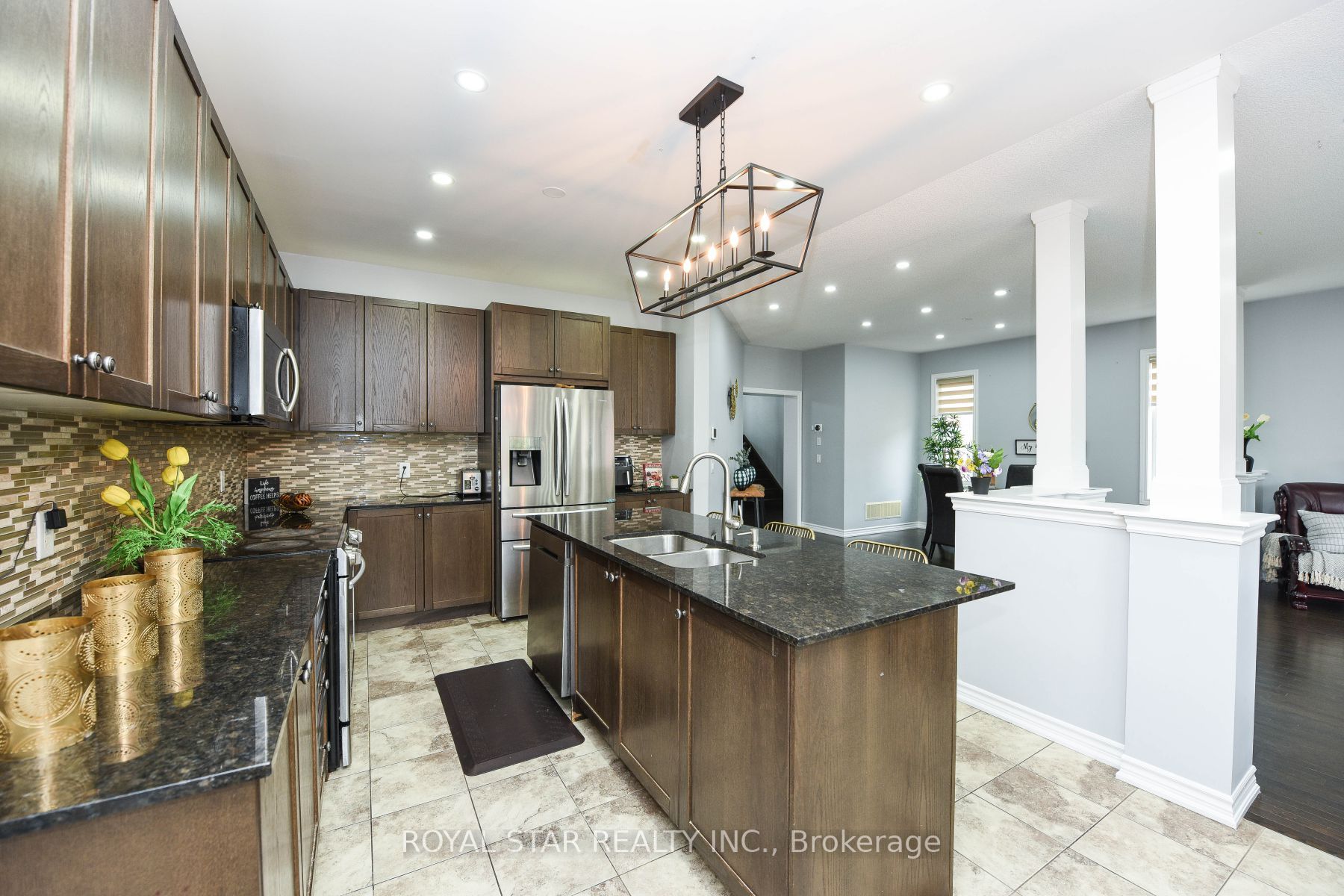 111 Fawnridge Rd