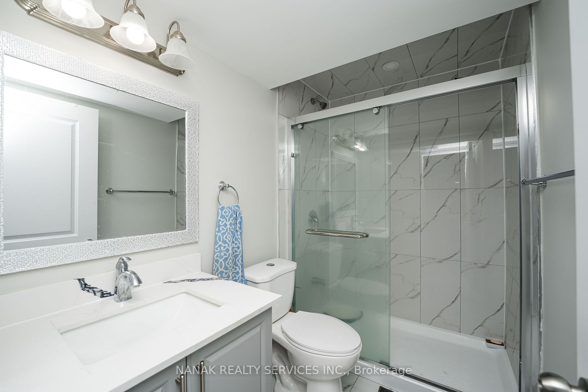 552 Brisdale Dr