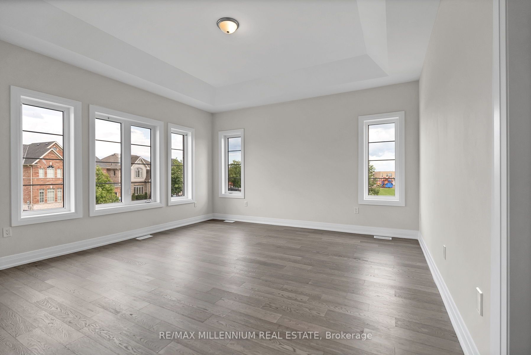 2 Catherwood Crt