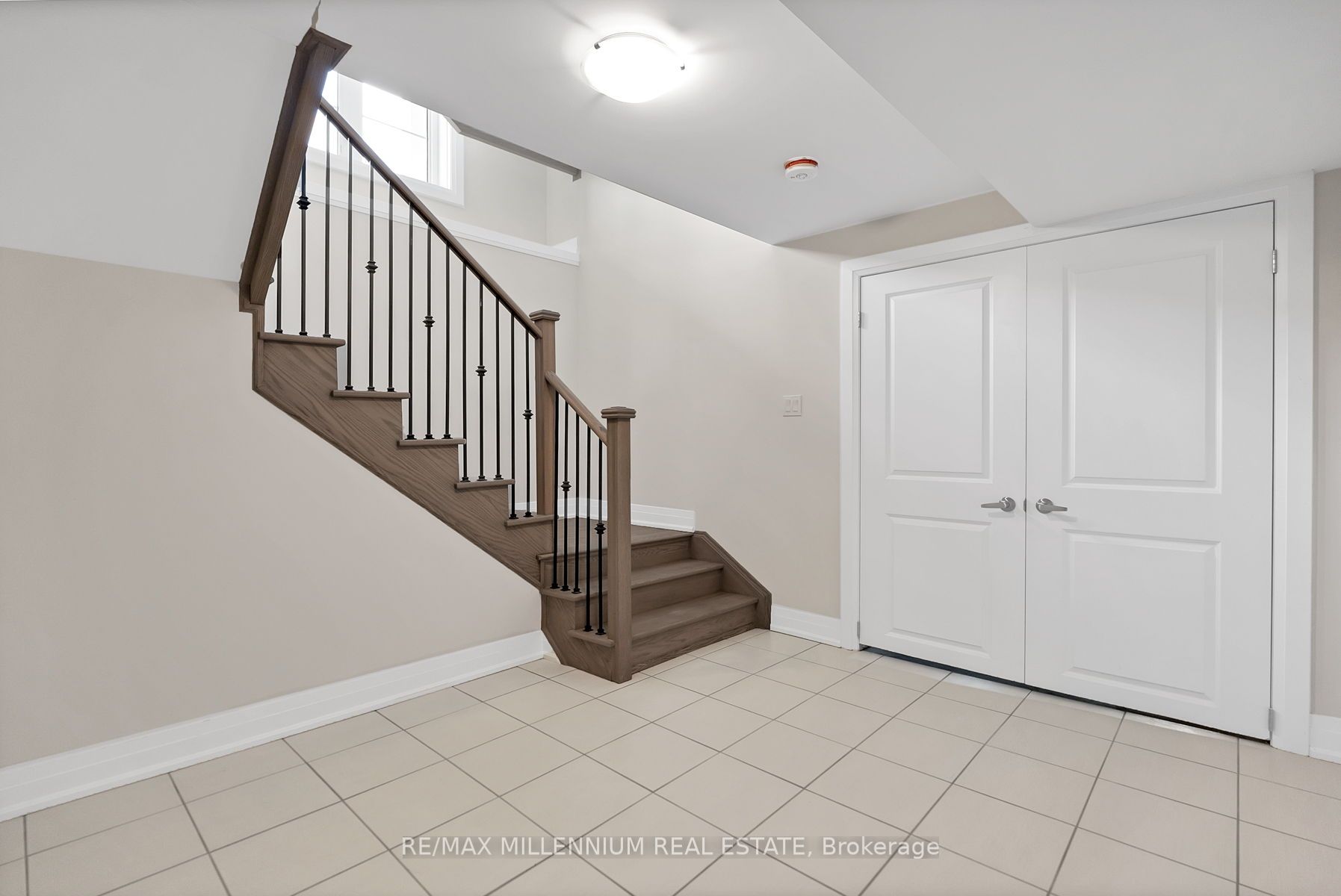 2 Catherwood Crt