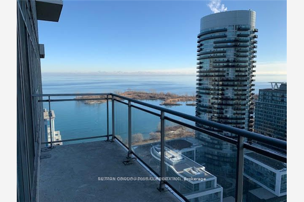 2121 Lake Shore Blvd, Toronto