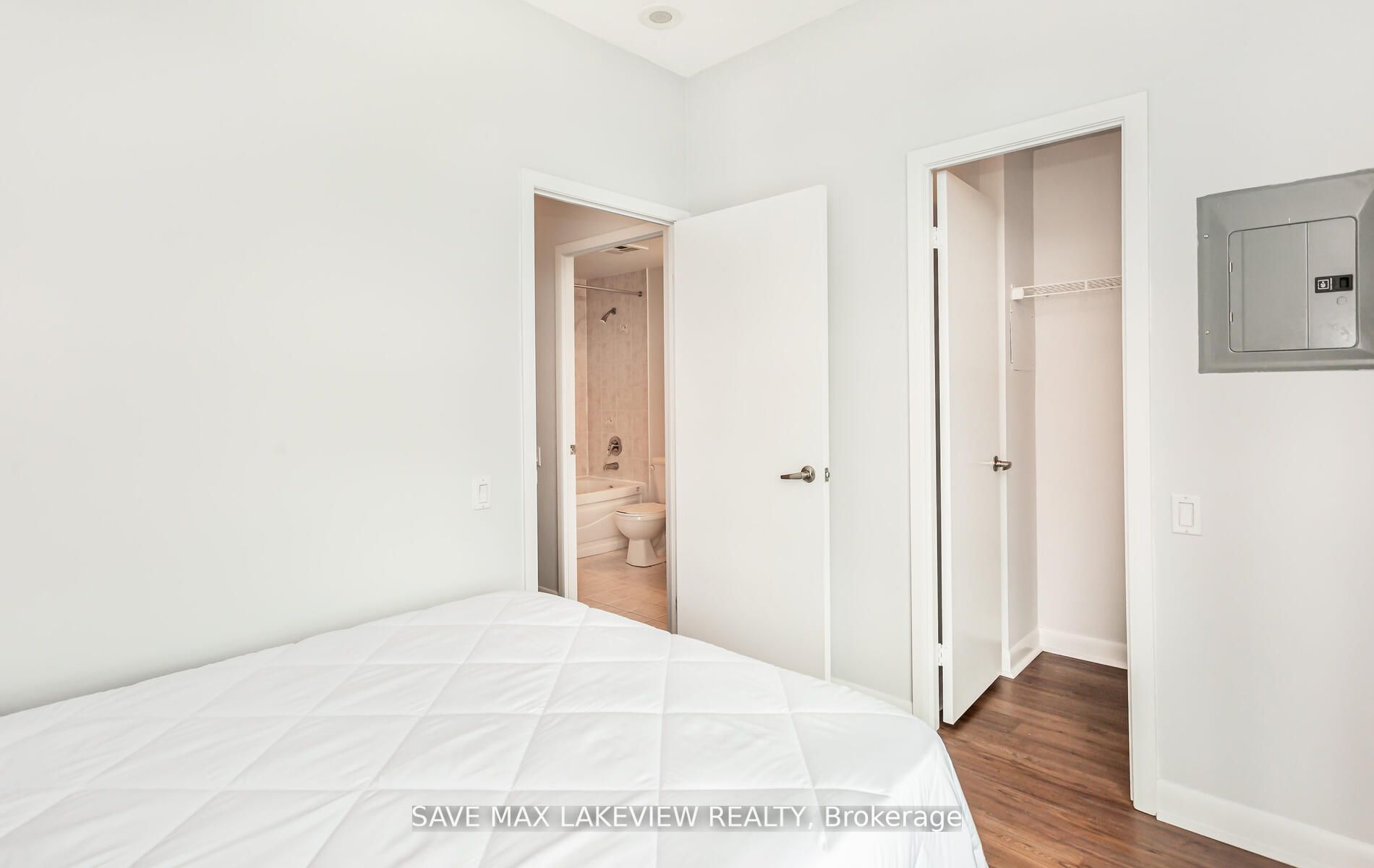 2067 Lake Shore Blvd W, #601