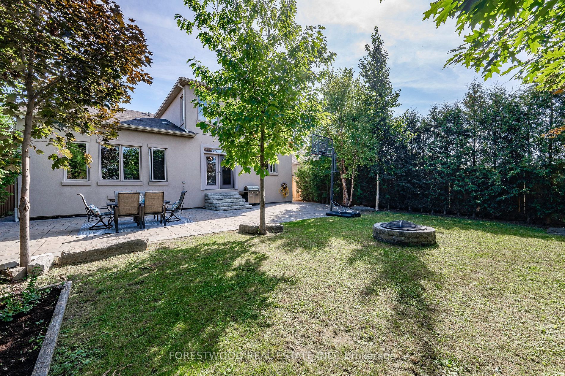 138 Winston Park Blvd