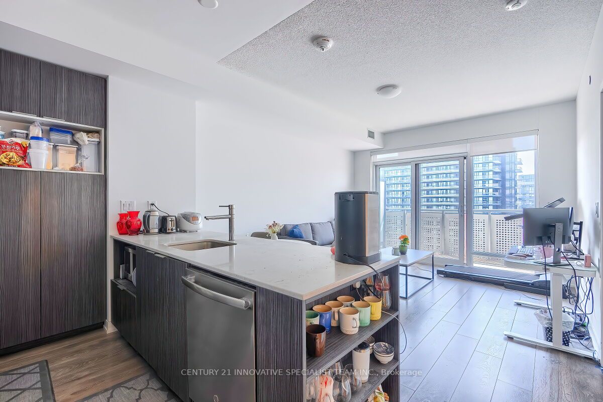 2520 Eglinton Ave W, #1803