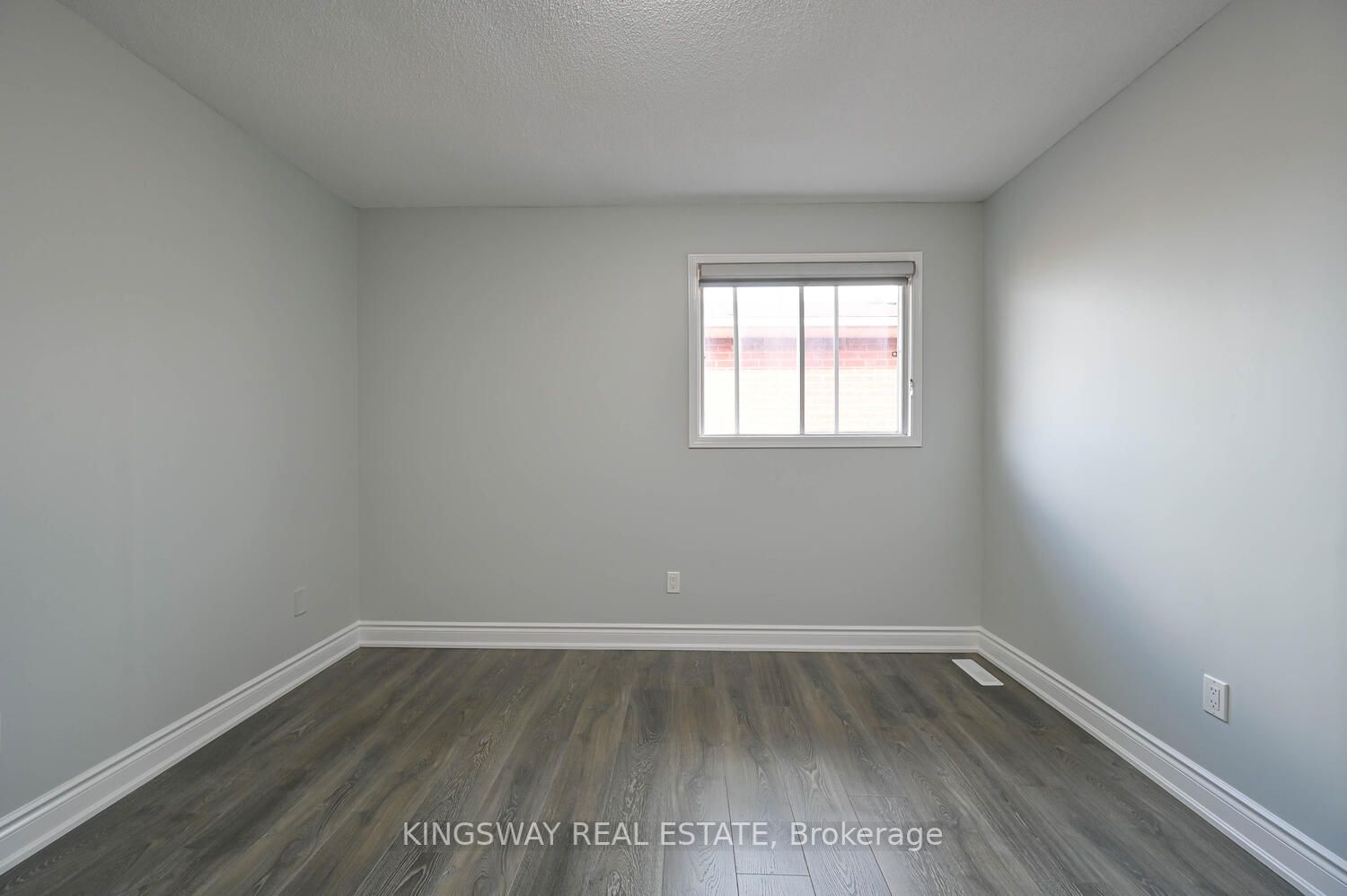 38 Solway Ave