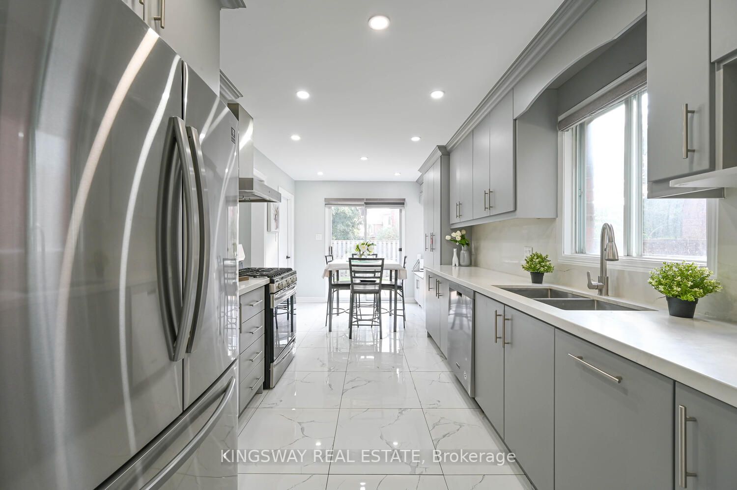 38 Solway Ave