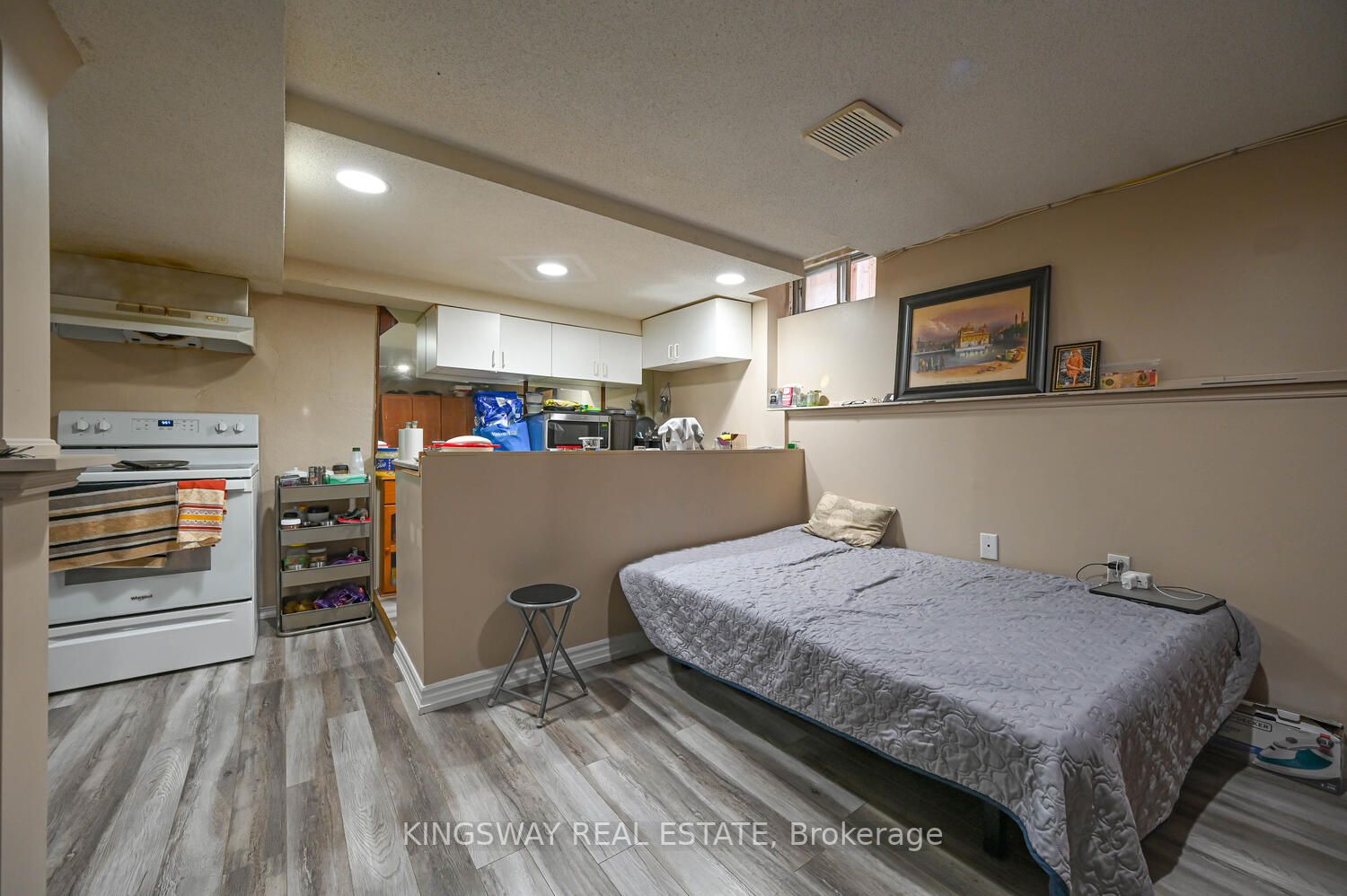38 Solway Ave