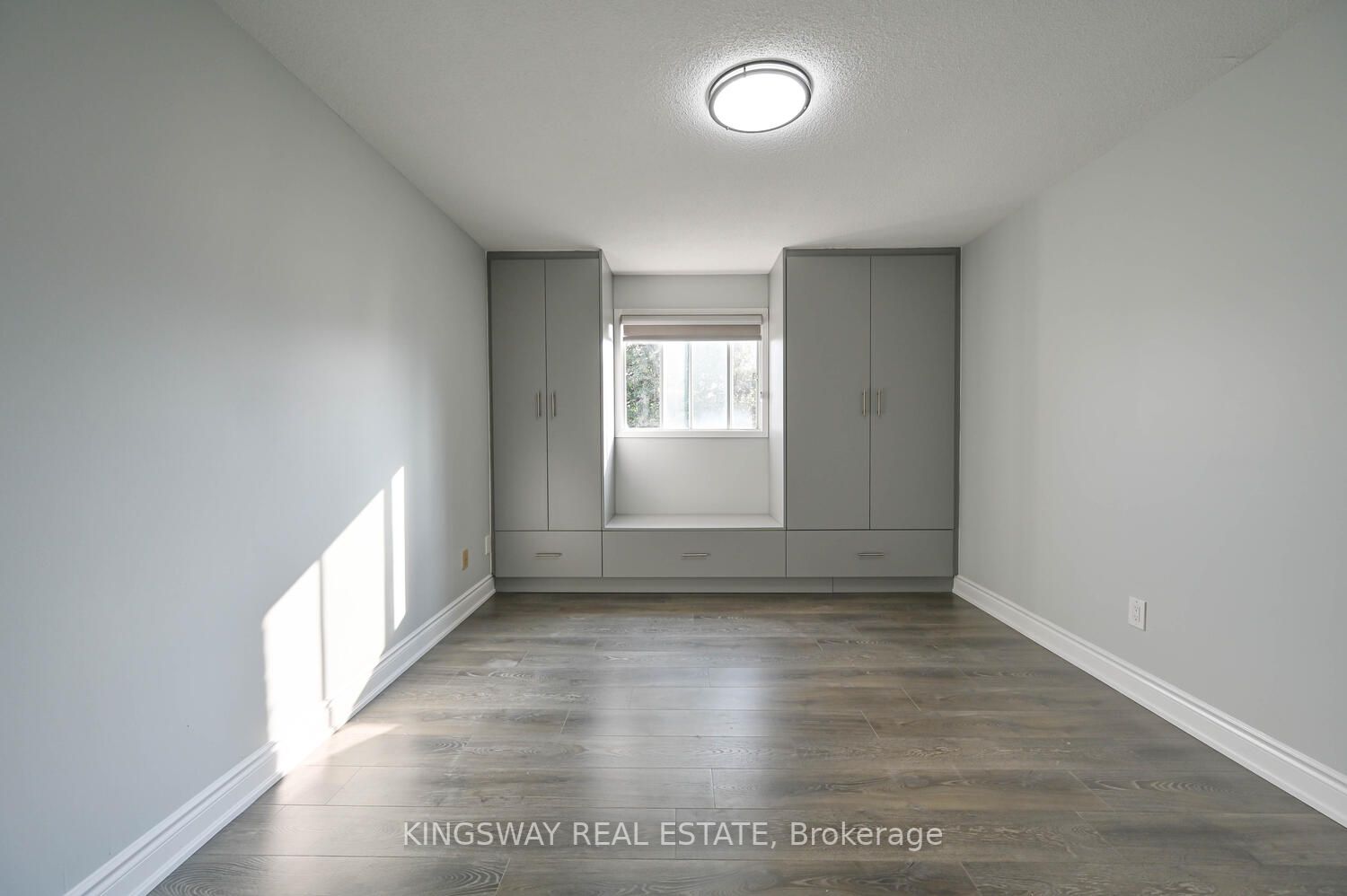 38 Solway Ave