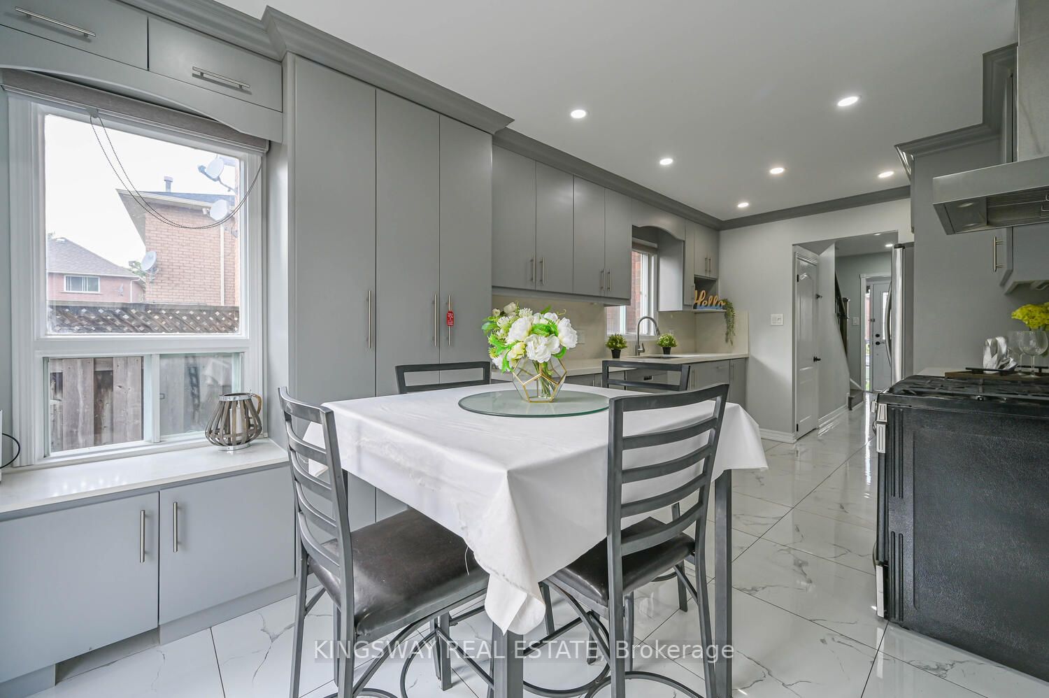 38 Solway Ave