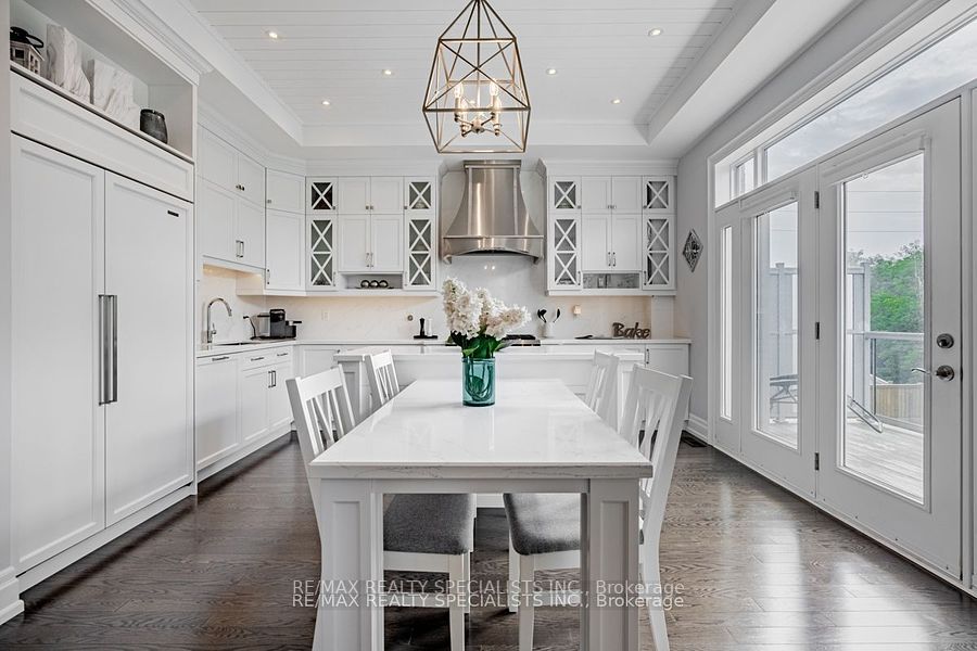 5 West Branch Dr
