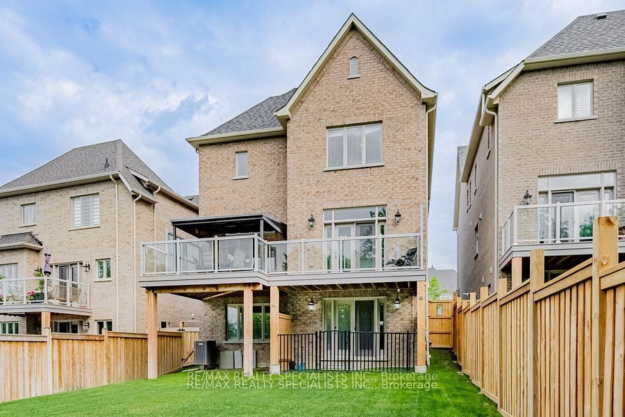 5 West Branch Dr