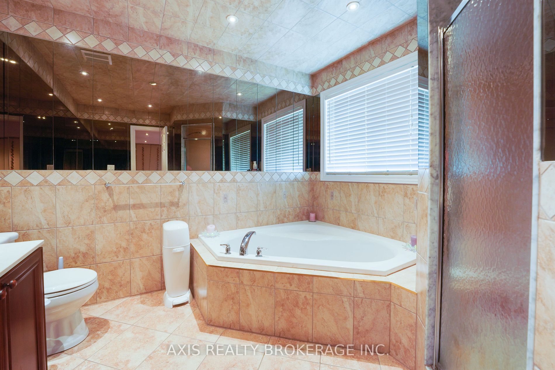 68 Tufton Cres