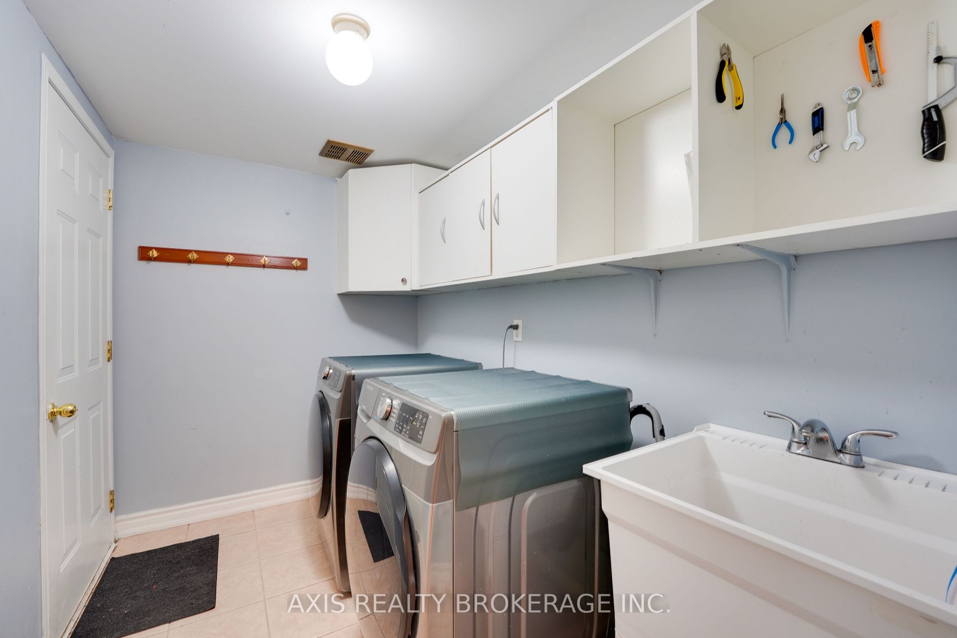 68 Tufton Cres