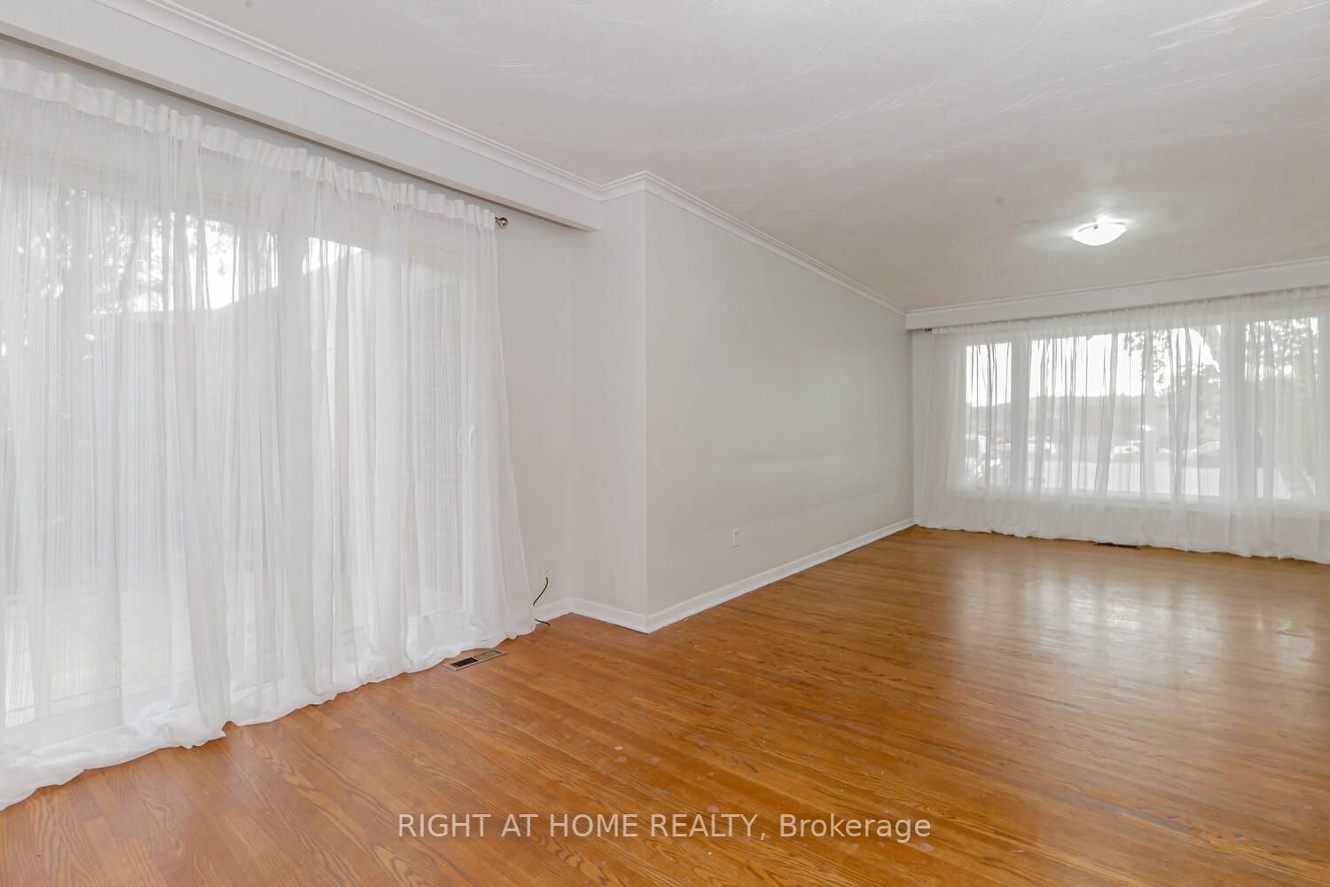 7557 Lully Court