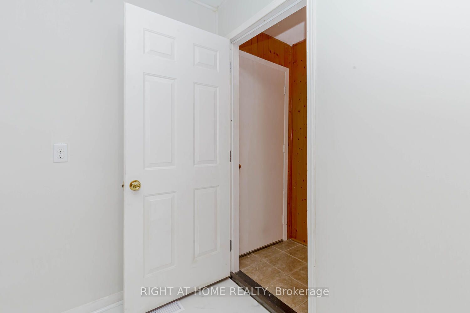 7557 Lully Court