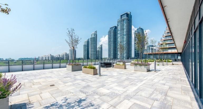 20 Shore Breeze Dr, #1401
