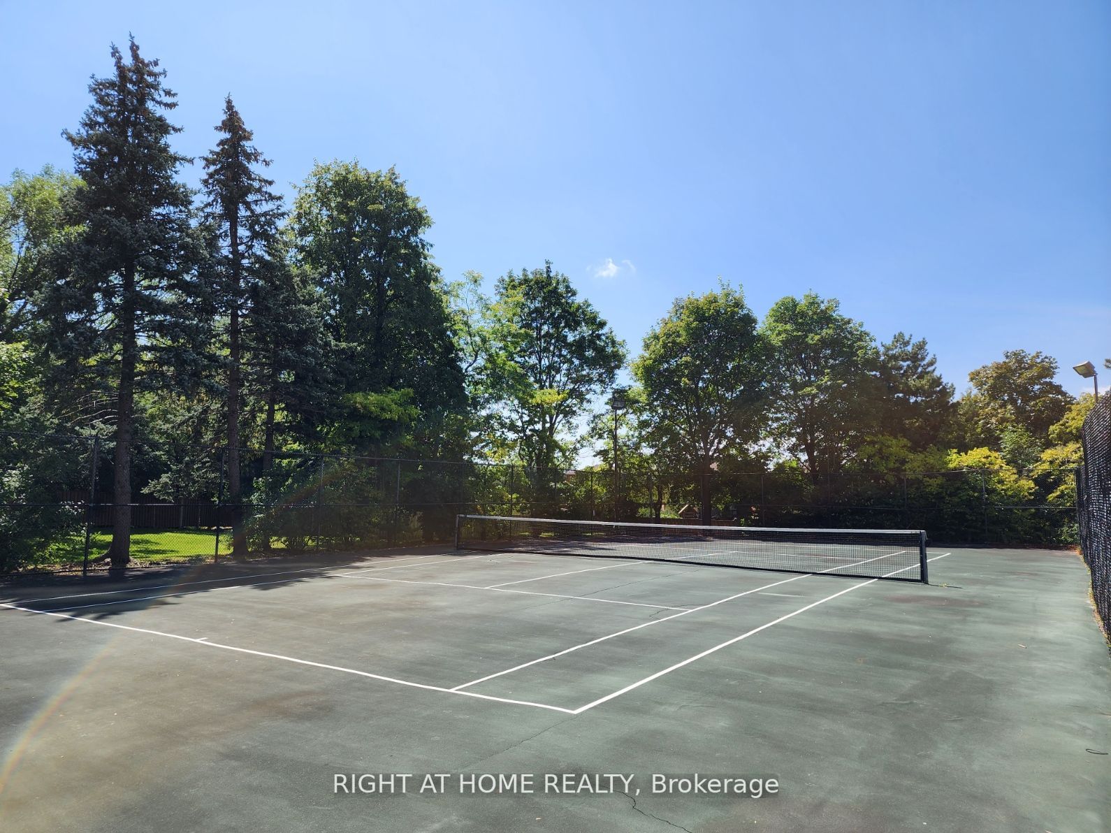 1360 Rathburn Rd E, #1104