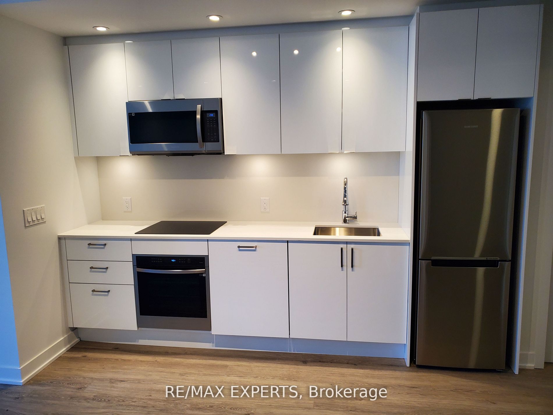 1928 Lakeshore Blvd W, #4003