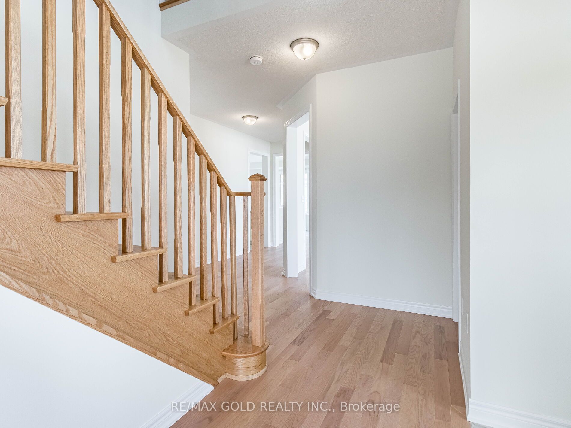 562 Brisdale Dr