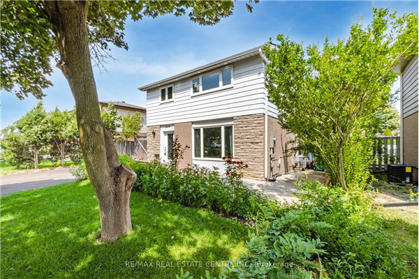 229 Archdekin Dr, Brampton