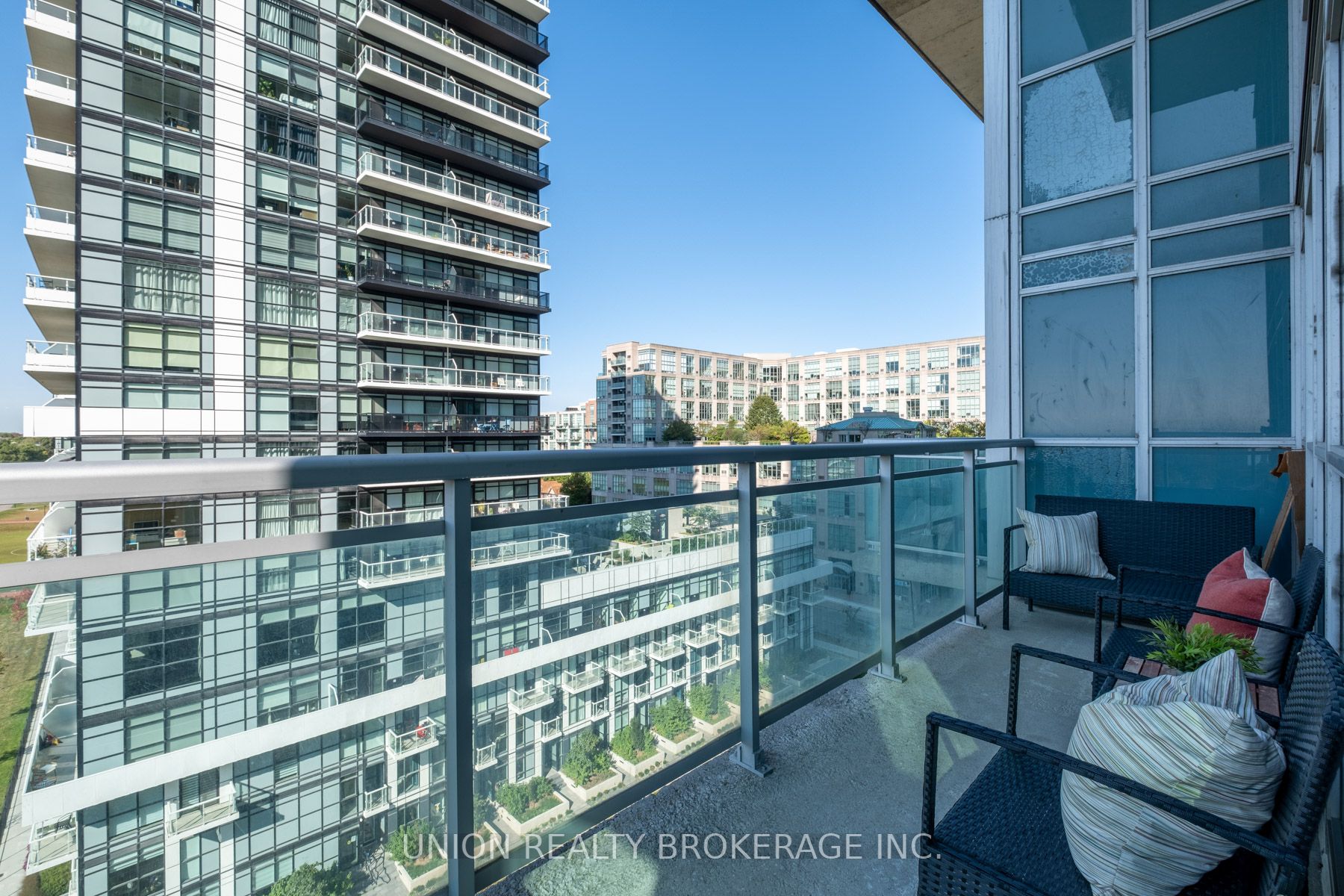 155 Legion Road N, #905
