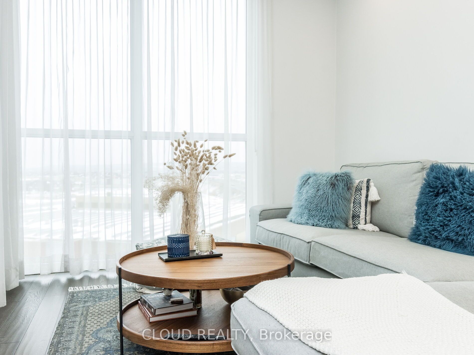 5220 Dundas Street, #D620