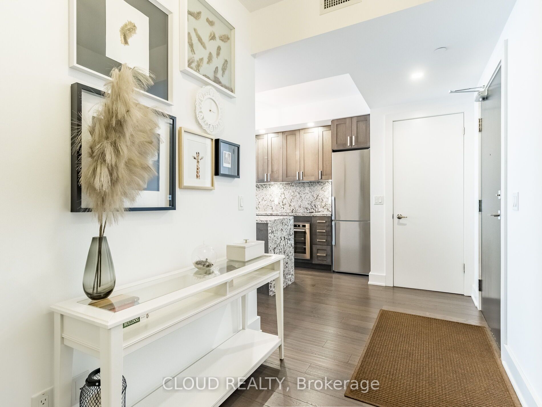 5220 Dundas Street, #D620