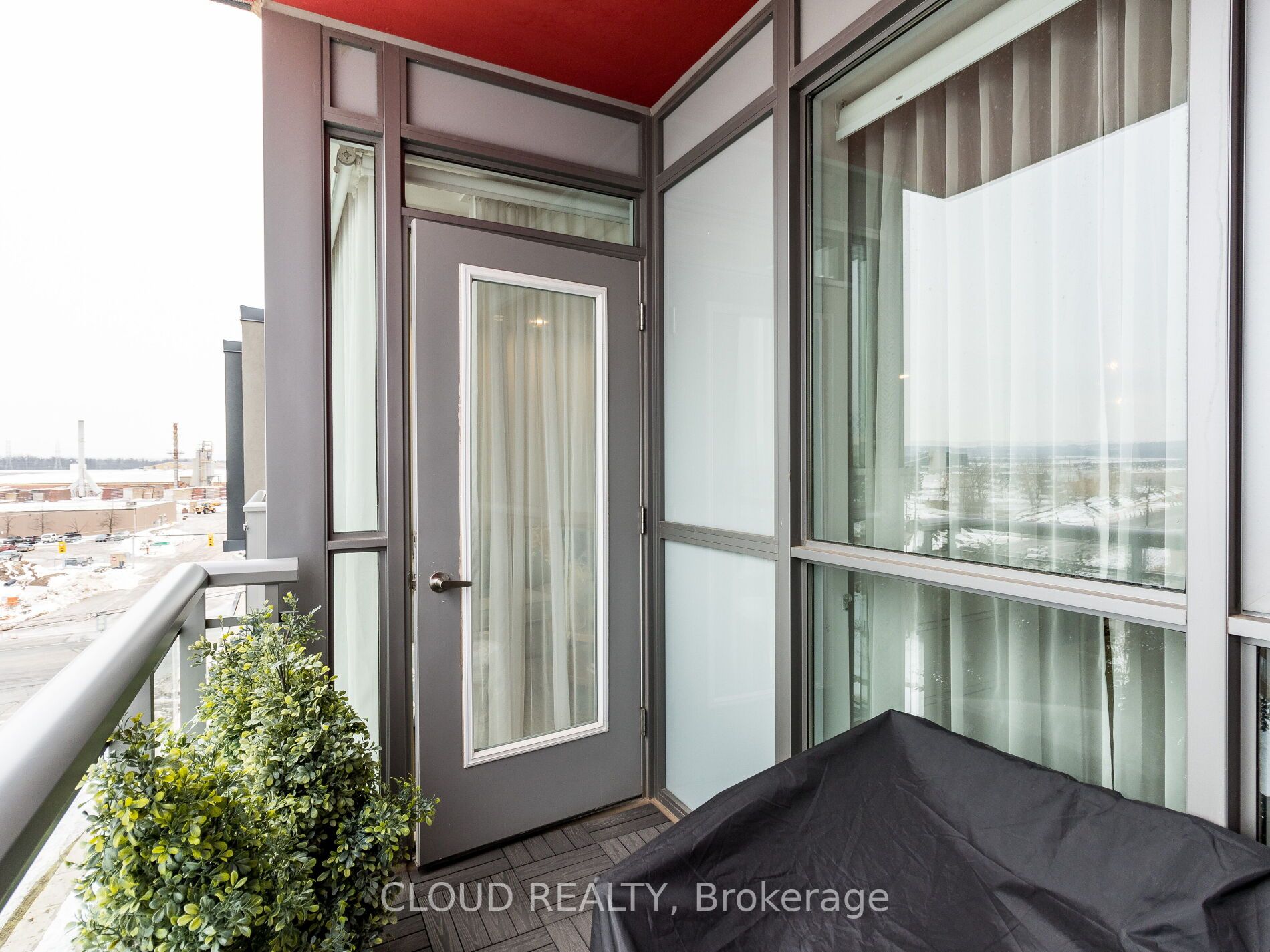 5220 Dundas Street, #D620