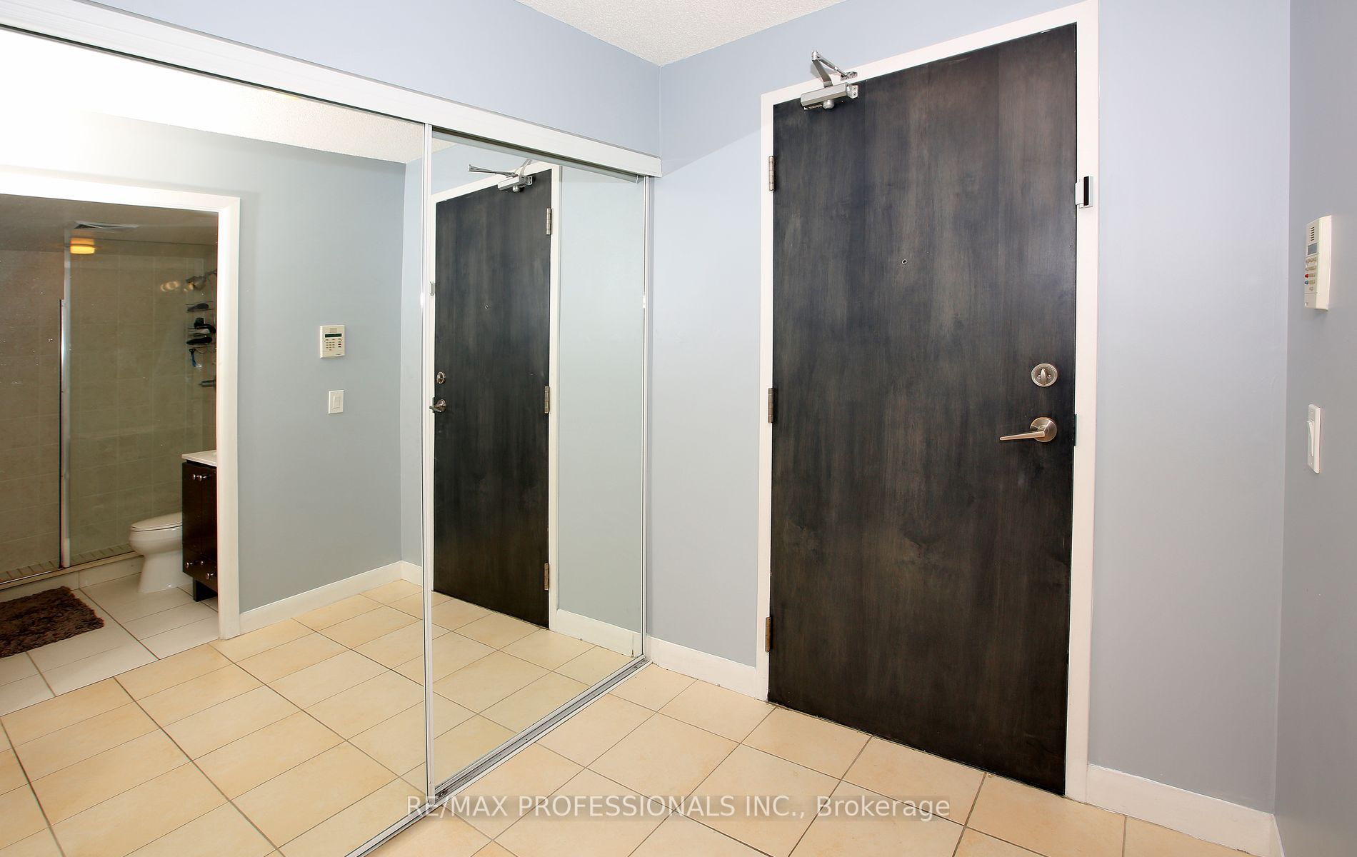 235 Sherway Gardens Rd, #306