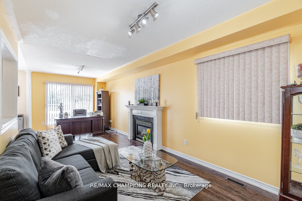 54 Mount Mckinley Lane