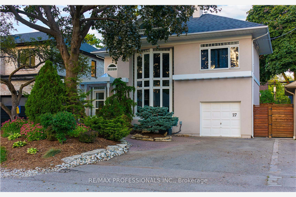 27 Thornly Cres, Toronto