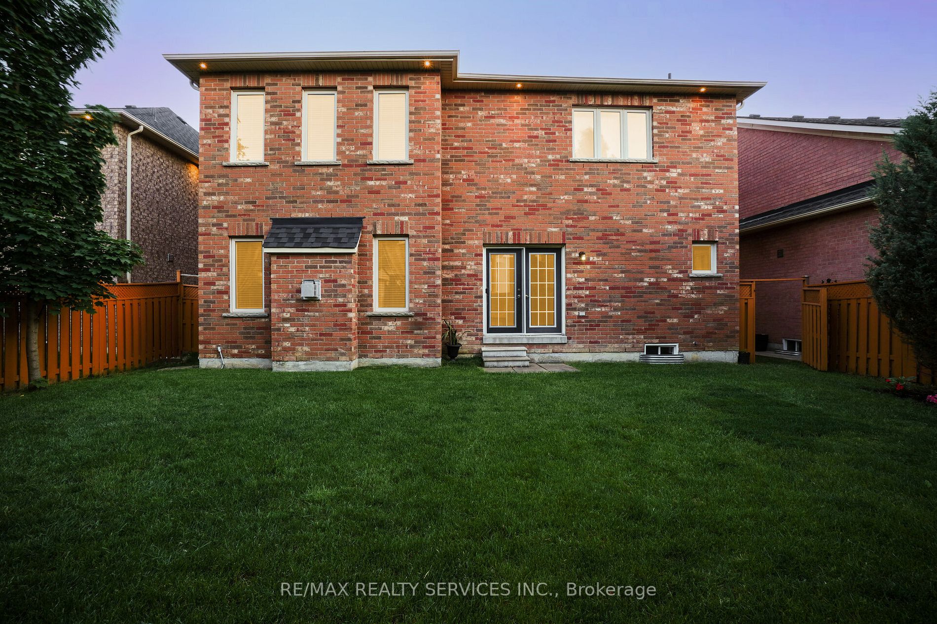12 Mount Royal Circ