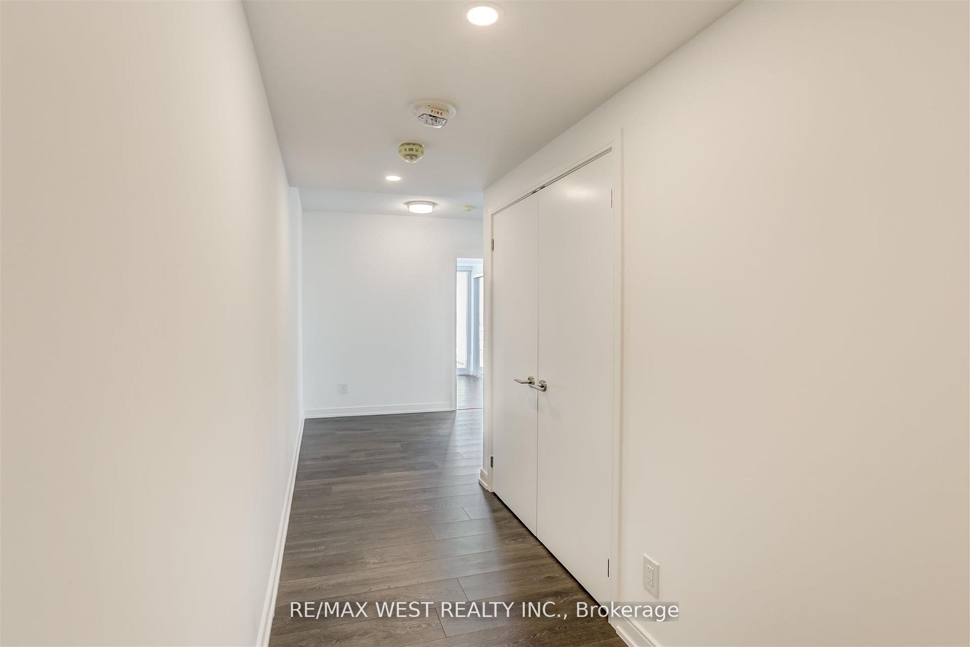 30 Samuel Wood Way, #1610