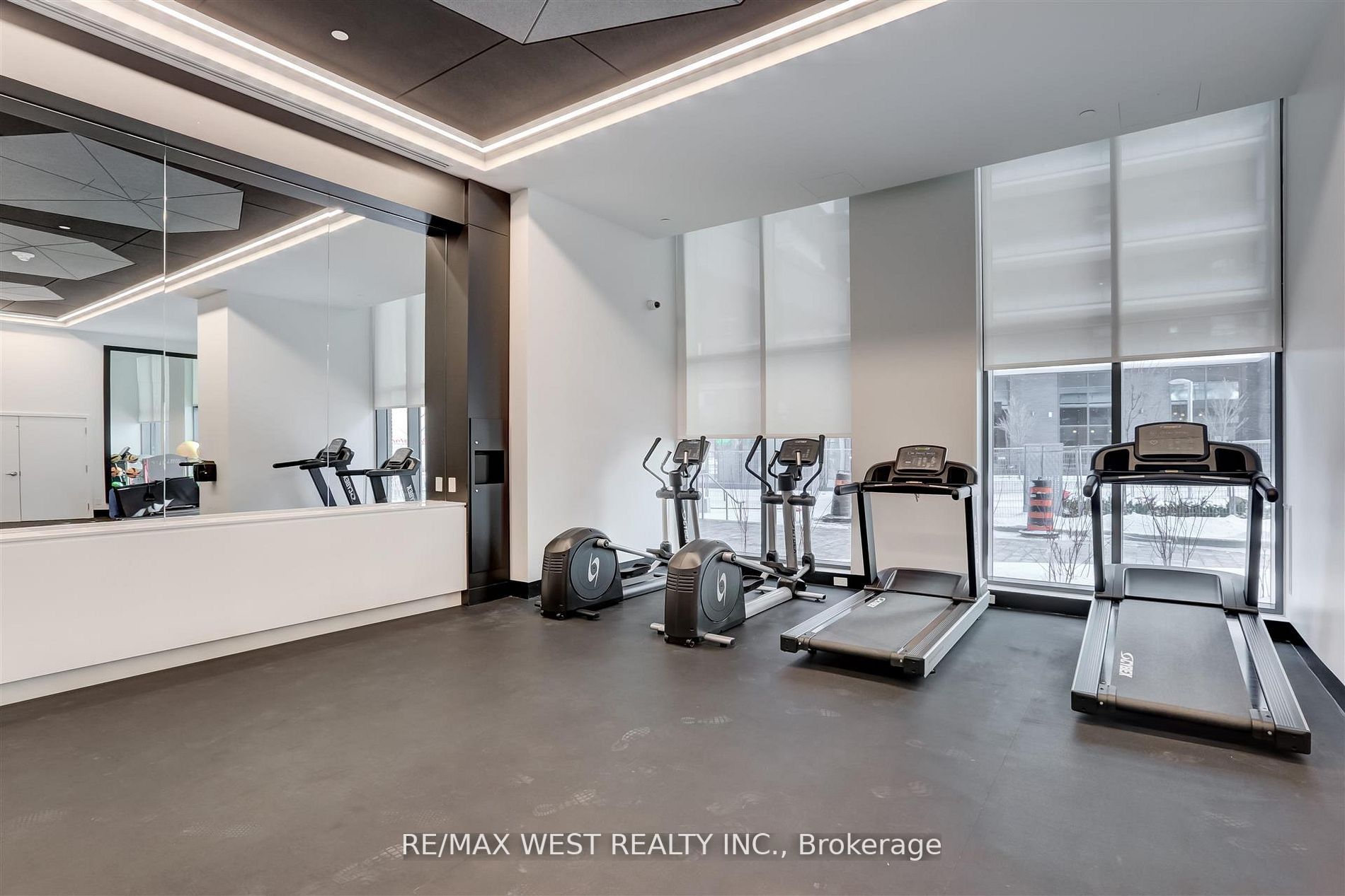 30 Samuel Wood Way, #1610