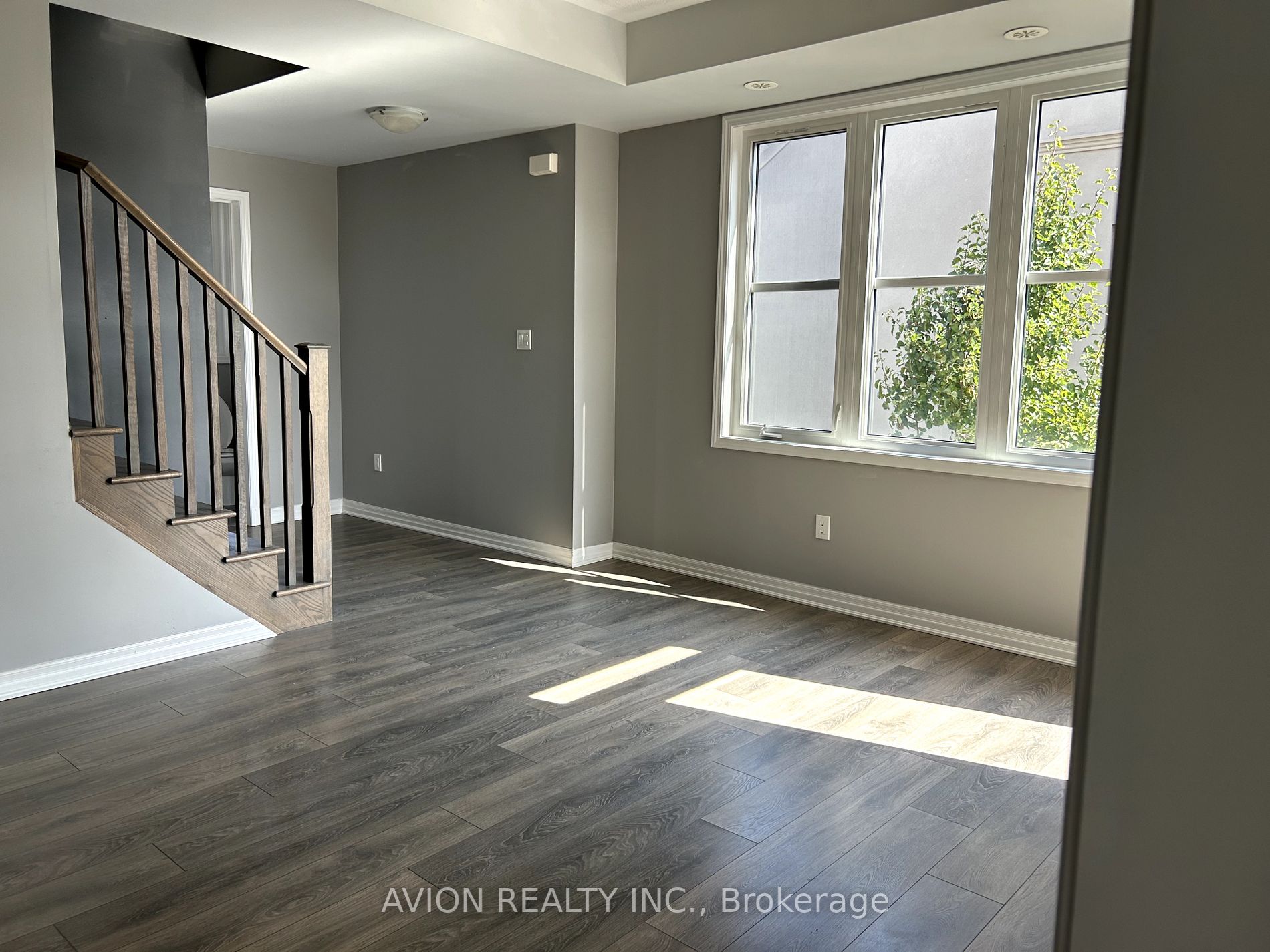 3083 George Savage Ave