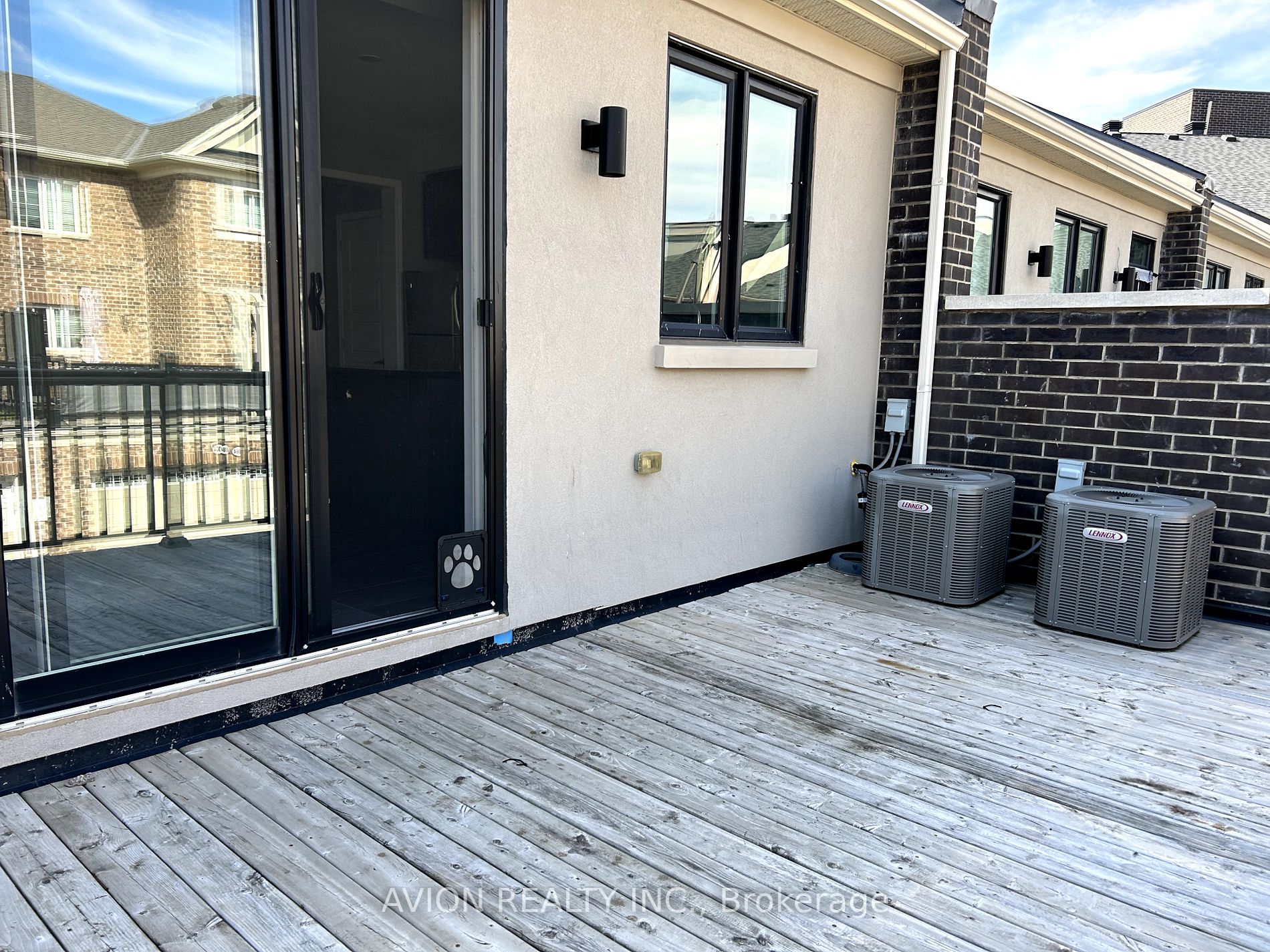 3083 George Savage Ave