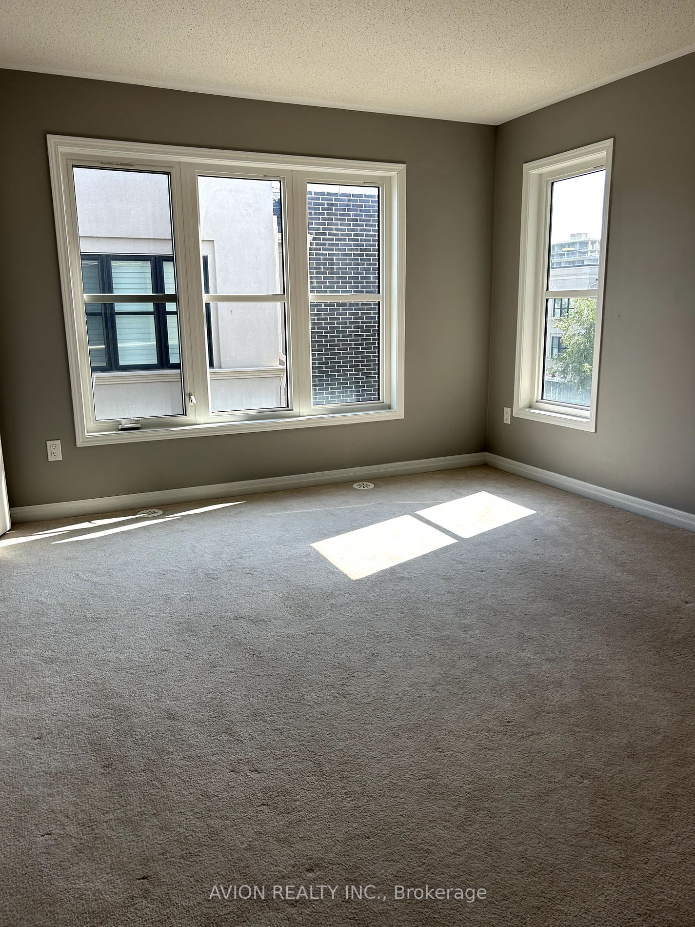 3083 George Savage Ave