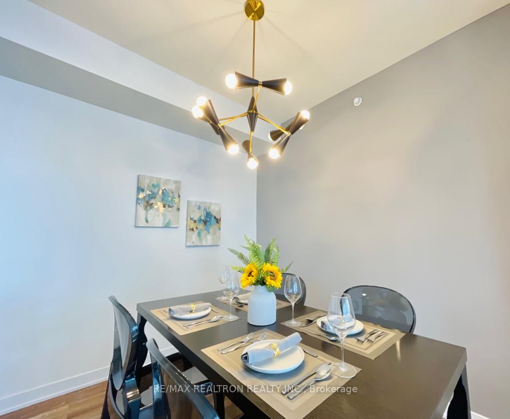 90 Park Lawn Rd, #2805