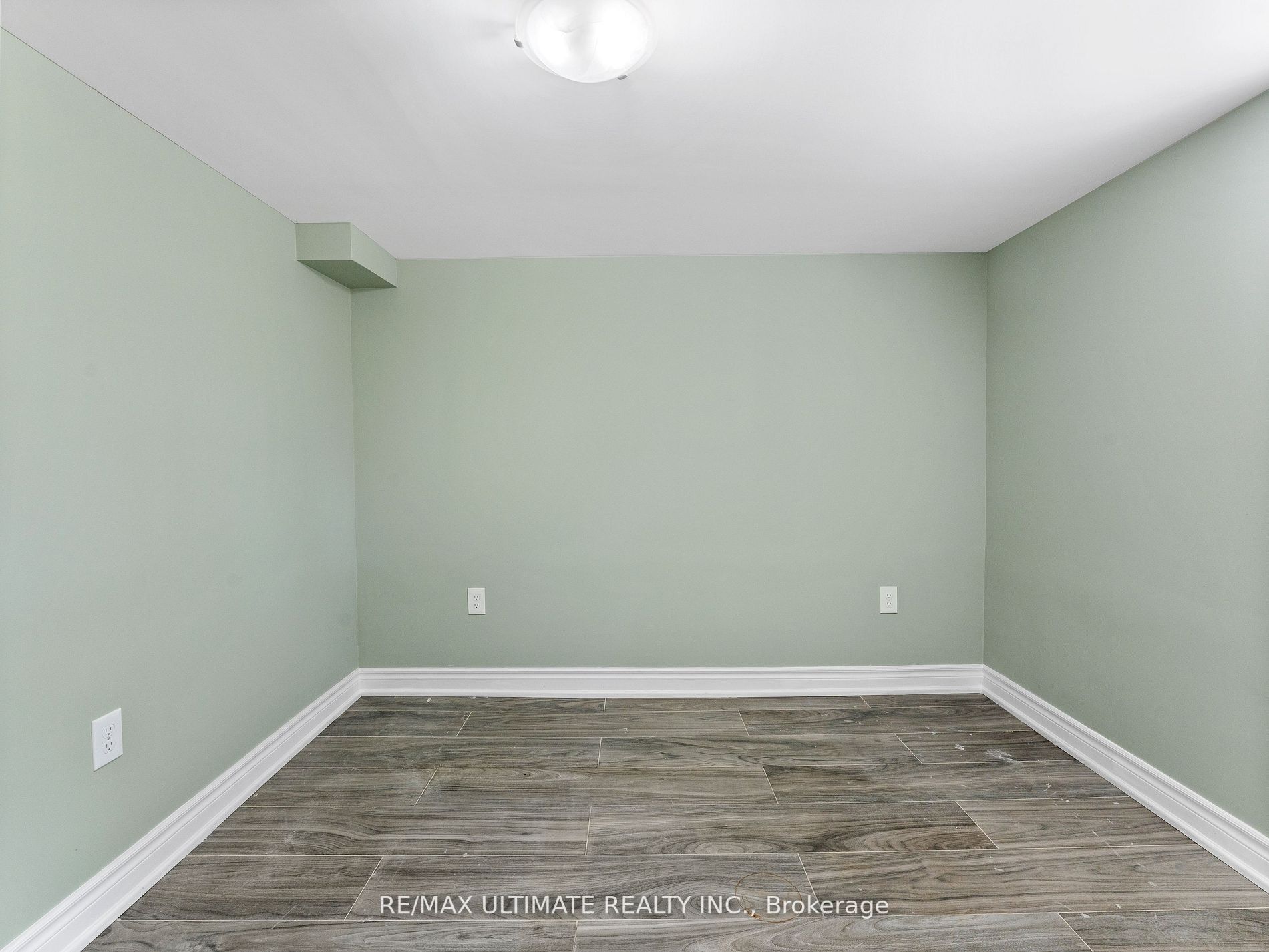 189 Elmhurst Dr
